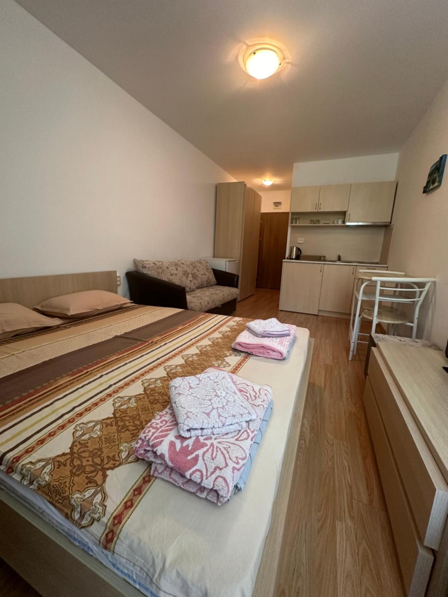Gerber Residence 1 2 3 Slăntjev Brjag Exteriör bild
