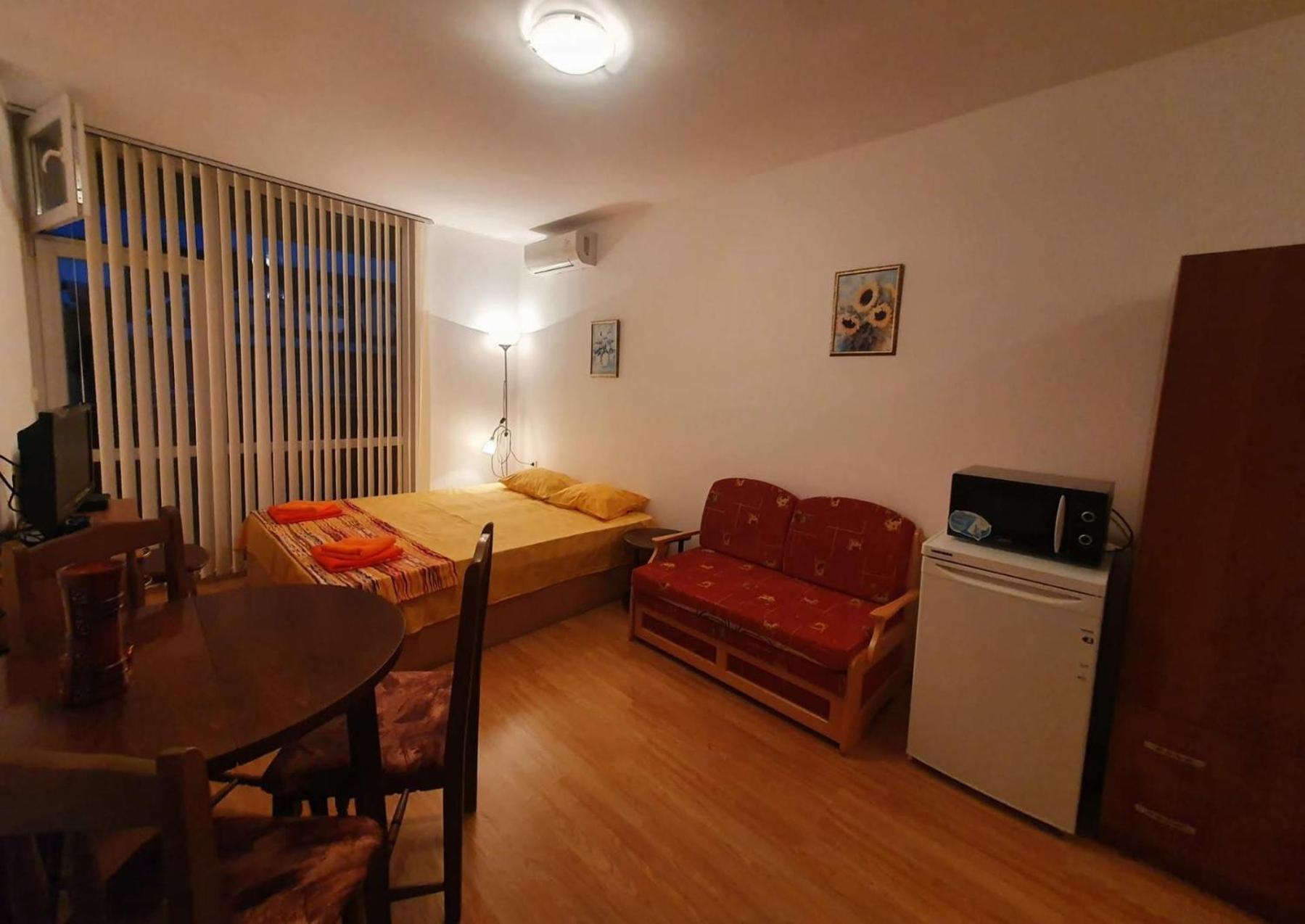 Gerber Residence 1 2 3 Slăntjev Brjag Exteriör bild
